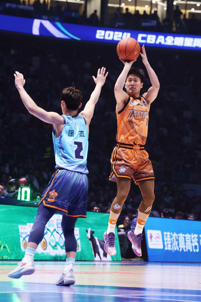 九游体育-清晨体能课后,AC米兰篮板制胜备战CBA季后赛,震撼外界,高层口径保持一致-九游体育